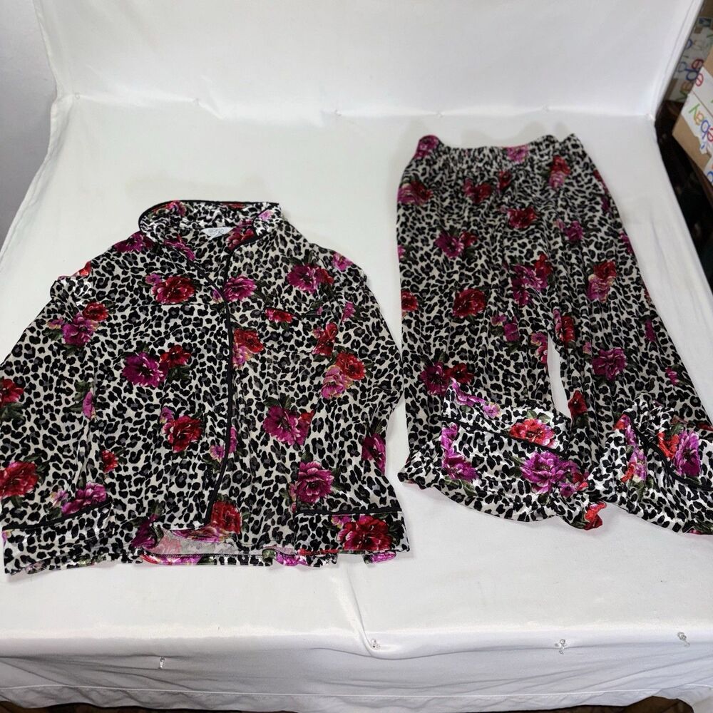 Sofia Intimates by Sofia Vergara Leopard Floral Pajama Set Jacket Pants M